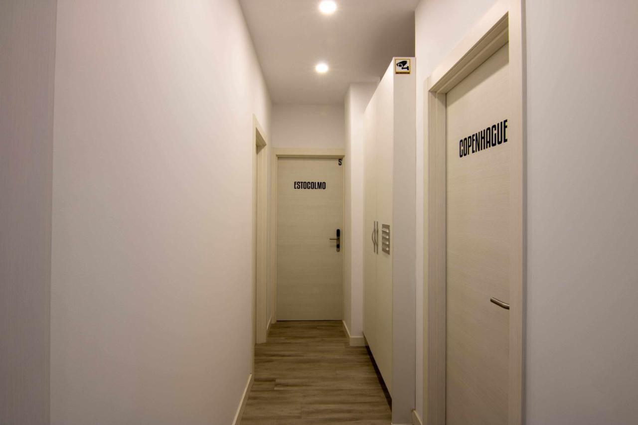 Suite Copenhague León Exteriör bild